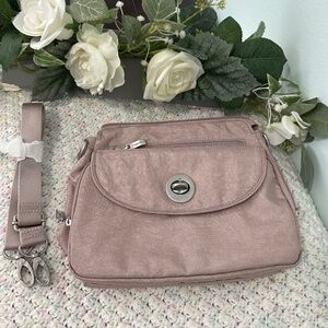 Baggallini Calais Crossbody Bag like new